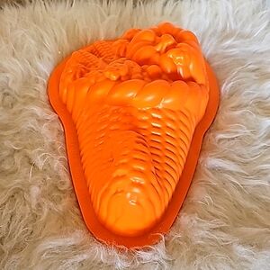 AVON Silicone Cornucopia Basket Cake Pan Mold 12x9 Large Thanksgiving Dessert